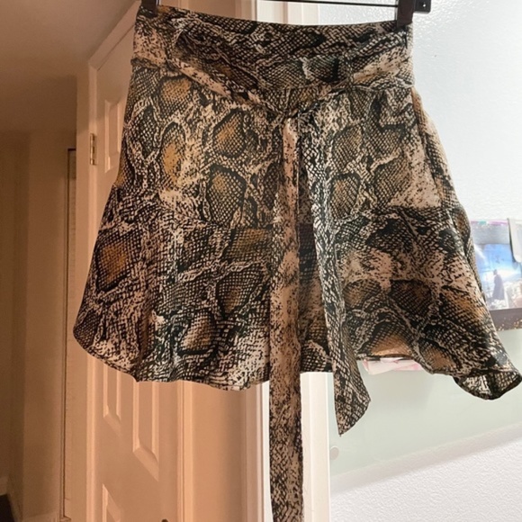 CUTE ZEBRA SKORT / SKIRT WITH BELT - Picture 1 of 2